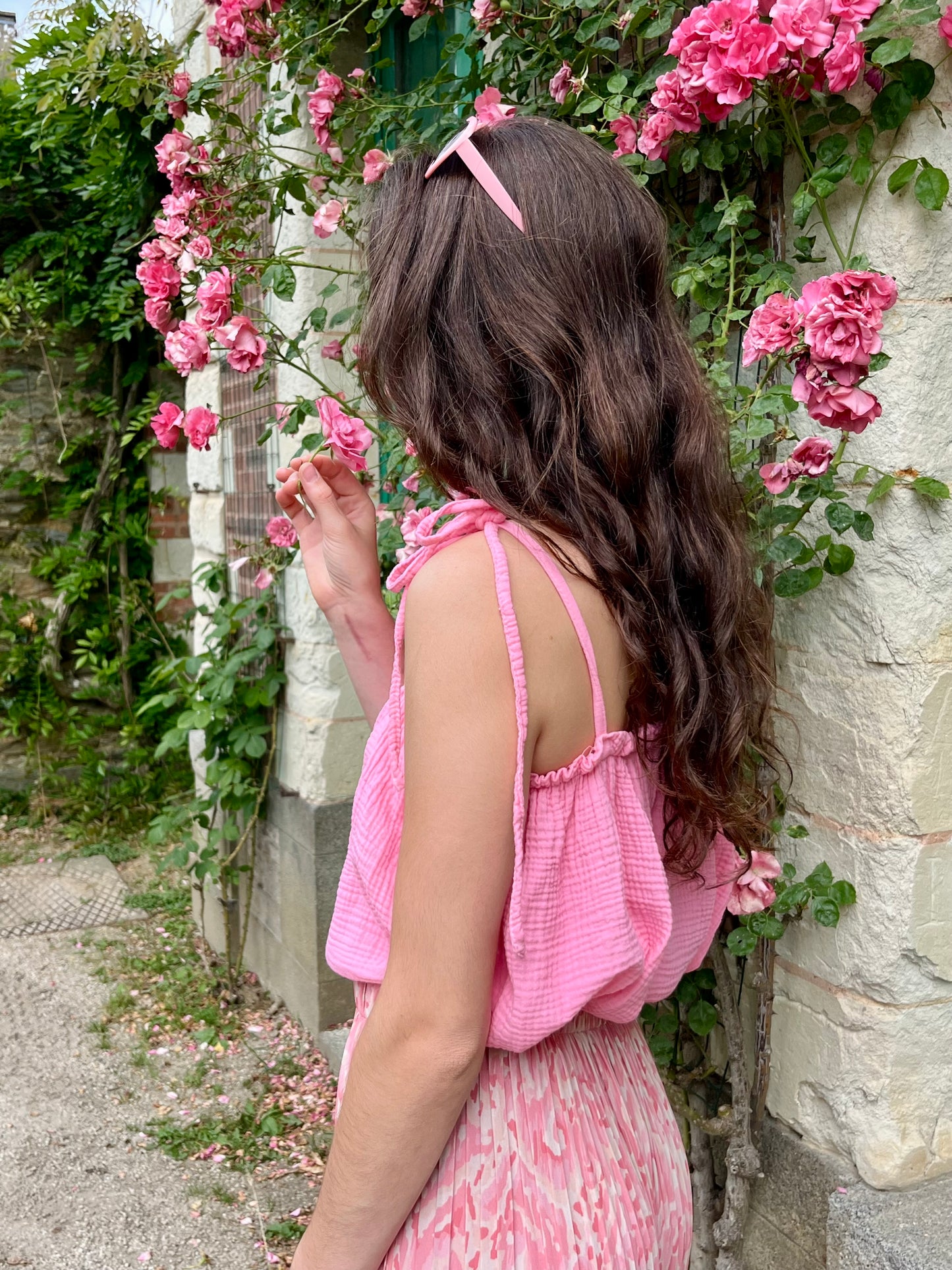 Top rose bretelles réglables et ajustables