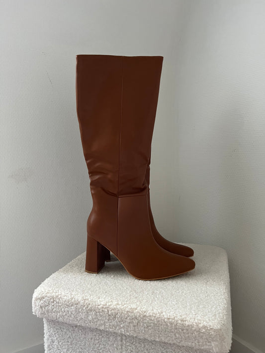 Bottes à talons camel